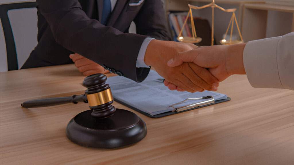 How to Choose the Right Business Litigation Lawyer in Ventura County for Your Company