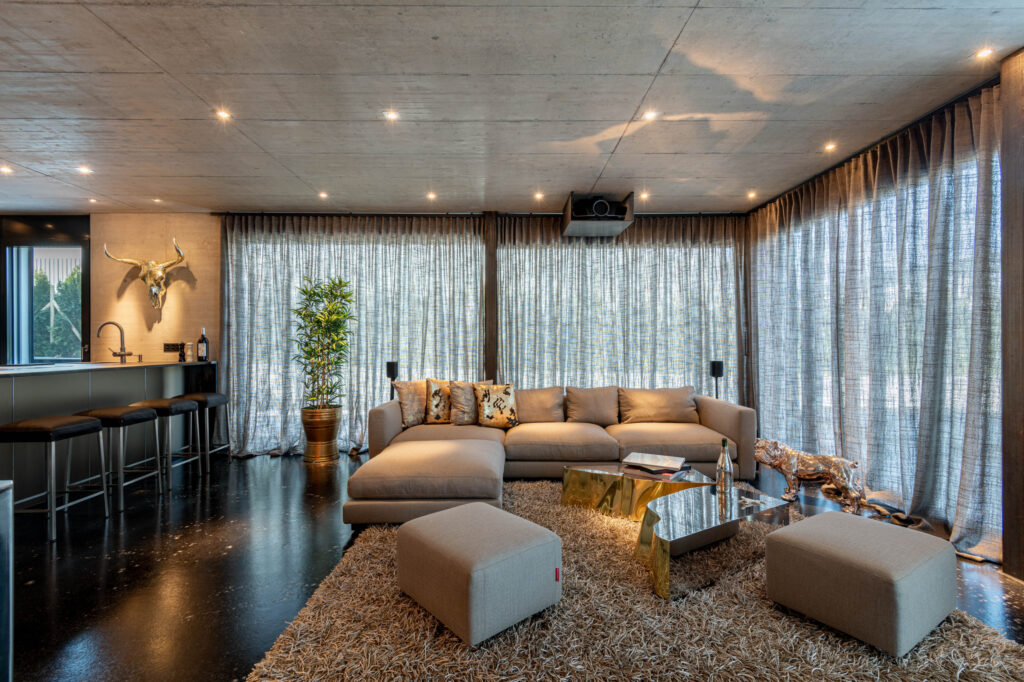 Bringing Five-Star Hotel Vibes to Your Home with Simple Décor Tweaks