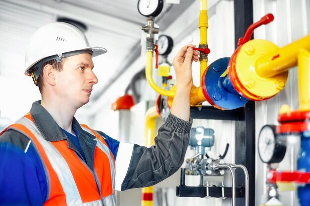 Gas Engineer and Plumber in Hamilton