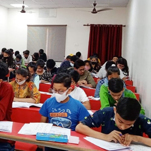 best coaching for neet test series