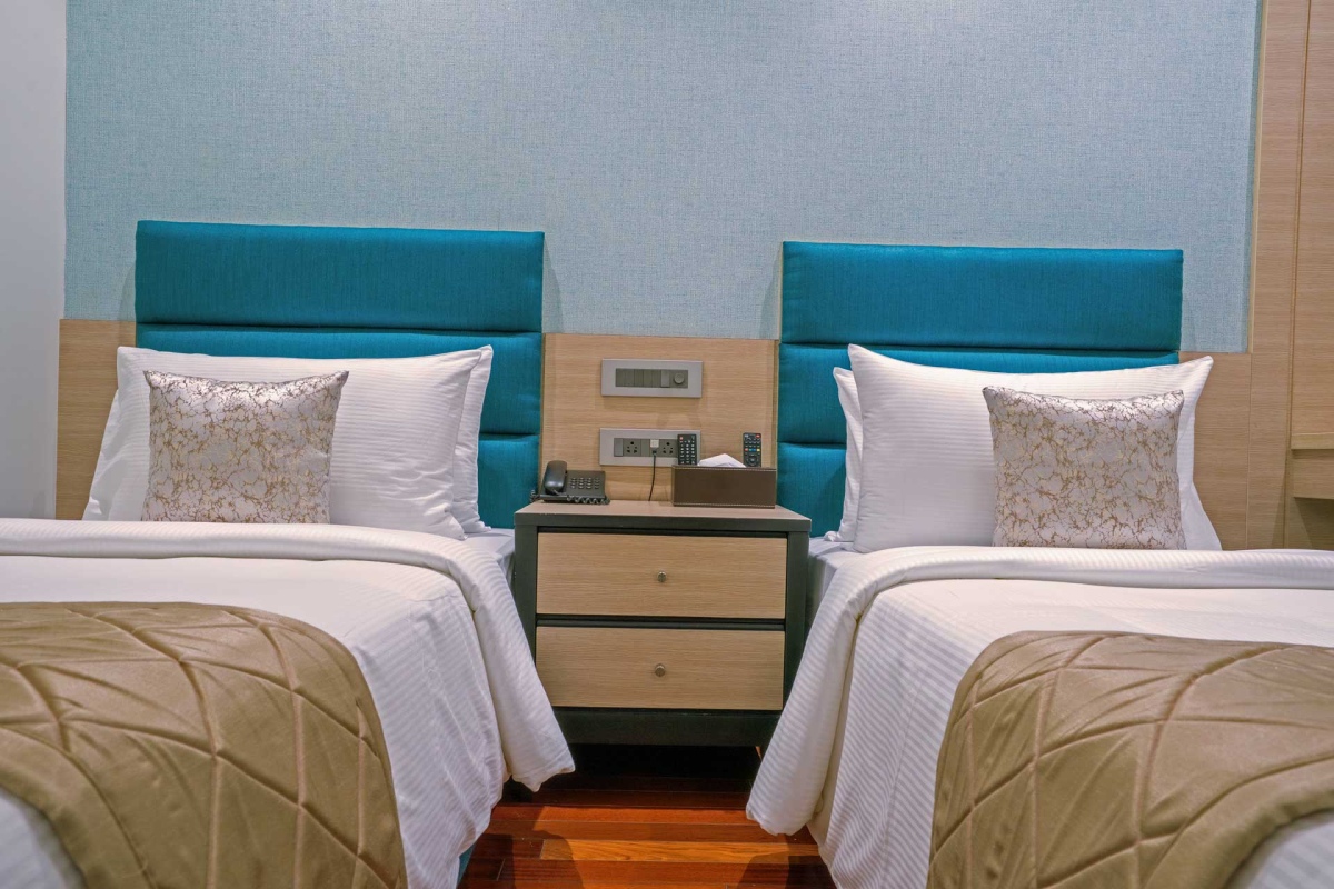 Looking for Hotels Near US Consulate in Chennai?