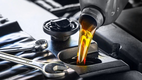 How Lubricant Manufacturers Ensure Safety in Production