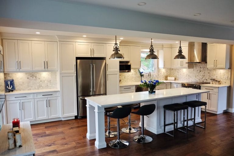 At Harb Plumbing, we've witnessed firsthand how modern kitchen renovations have evolved beyond mere aesthetic changes.