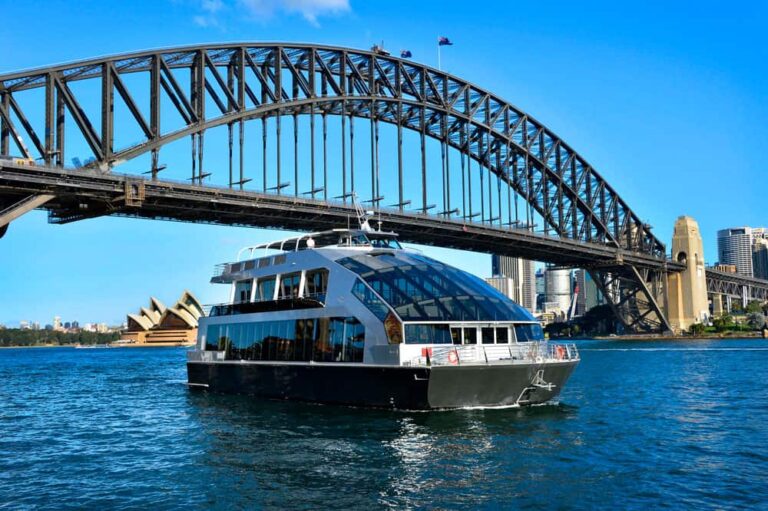 Sydney Harbour Lunch Cruises: The 2025 Local’s Guide