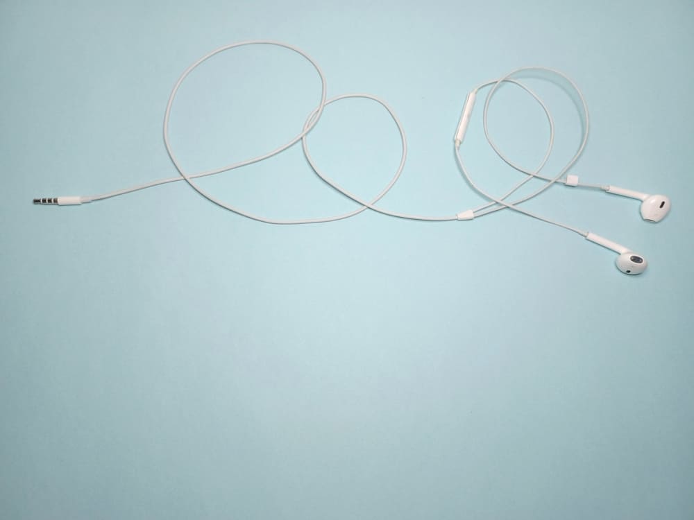 Common Mistakes People Make While Using Handsfree Devices