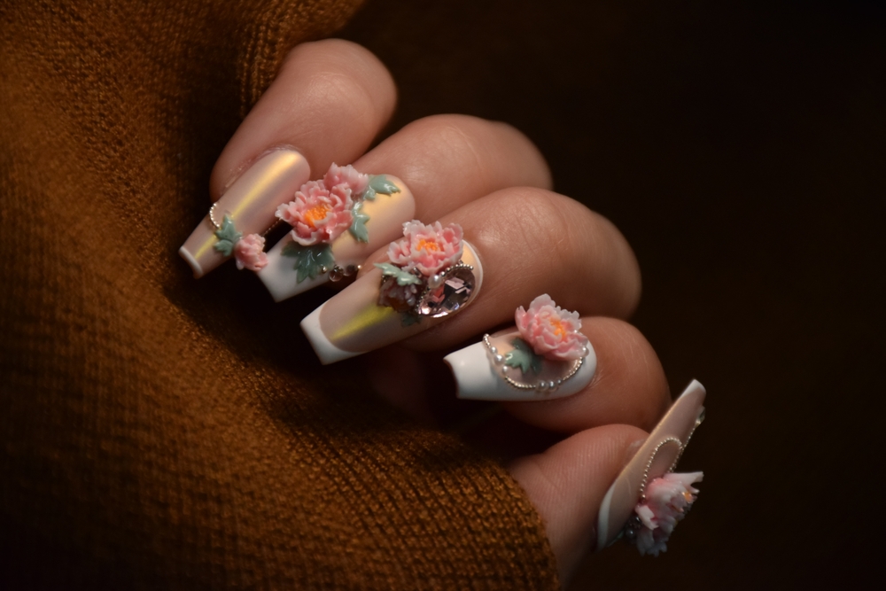 The Rise of Press On Nails Kits: Redefining Affordable Beauty in 2025