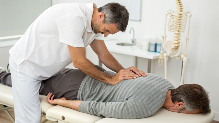 Chiropractic Adjustments: Benefits, Symptoms