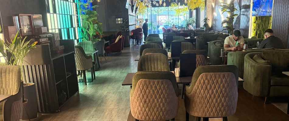 Vesna Lounge and Cafe