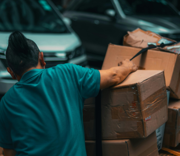 Storage services in Dubai