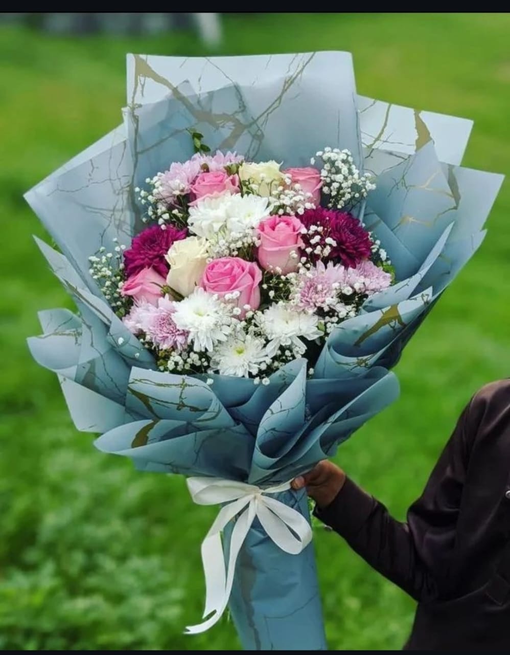 How to Send Online Flowers to Karachi Easily with Rukhsar Flowers