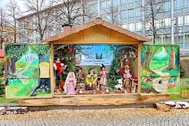 cocktail lounge near me