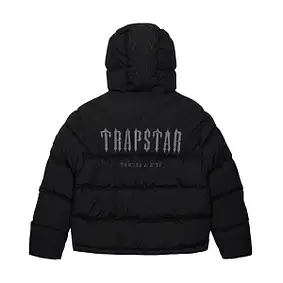 Trapstar How to Style Your Outfit Like a Pro